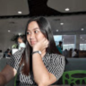 Meet your Posher, Lorraine